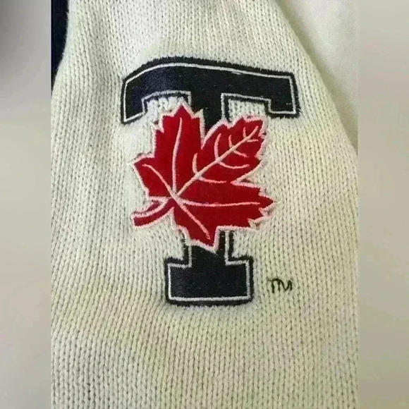 University of Toronto Unisex Stacked Wordmark School Crewneck  Bruzer Sweater - Picture 3 of 8